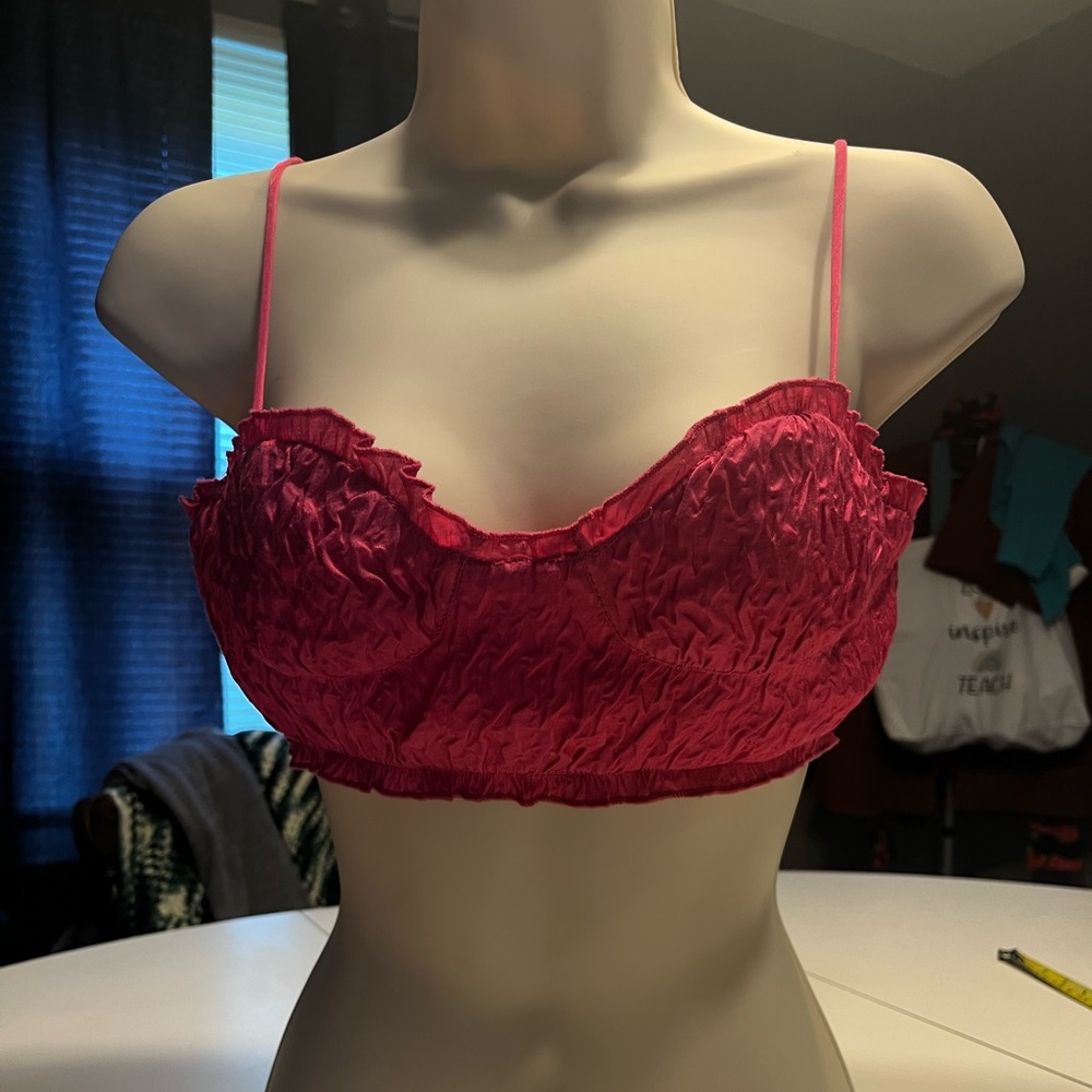 Zara XS hot pink halter crop top bra clasps cinched material